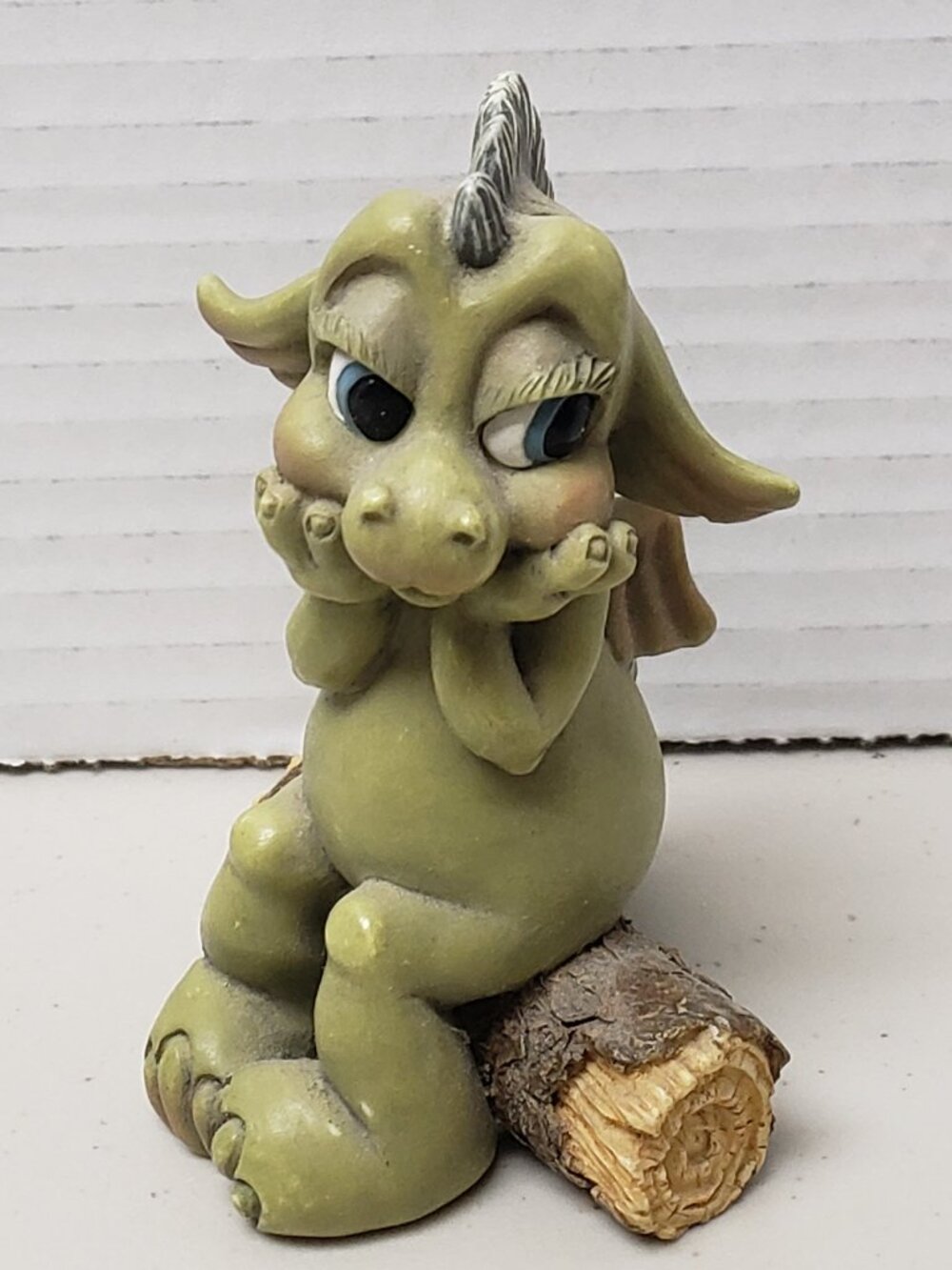 World Of Krystonia Dragon Figurine